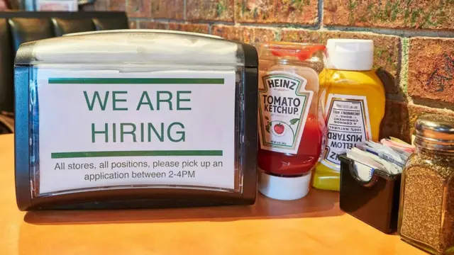 آسامیاں خالی کیوں ہیں