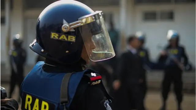 আইনশৃঙ্খলা বাহিনী