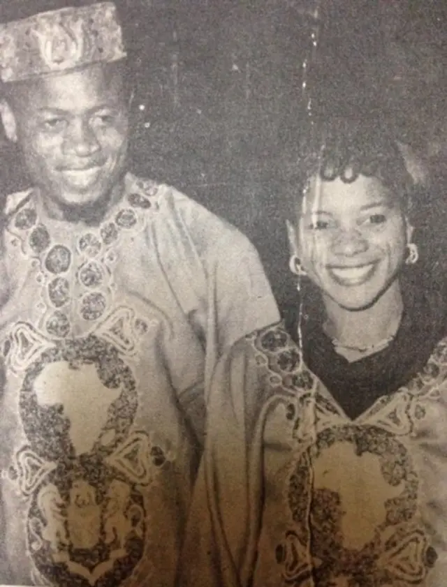 Abiola Peller ati aya rẹ