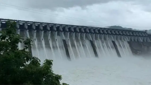 સરદાર સરોવર ડેમ