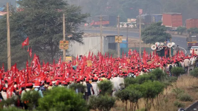 शेतकरी लाँग मार्च