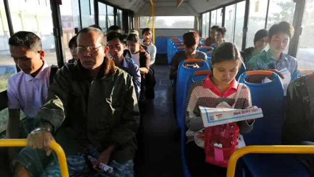 รถเมล์ในเมืองย่างกุ้ง