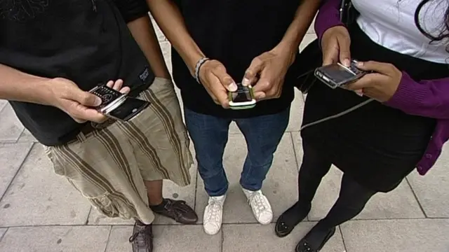 Дигитална деменција, мобилни телефони