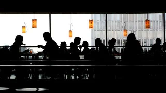 Янтелаген - неписаные правила поведения в обществе, которое хочет видеть всех своих членов равными