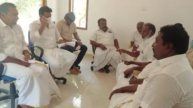மீனவர்களுடன் உரையாடல்.