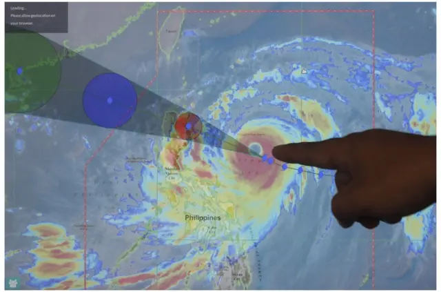 菲律賓氣象人員稱,"山竹"是今年以來最強悍的颱風,其直徑達到900公里,持續風速達到每小時209公里。