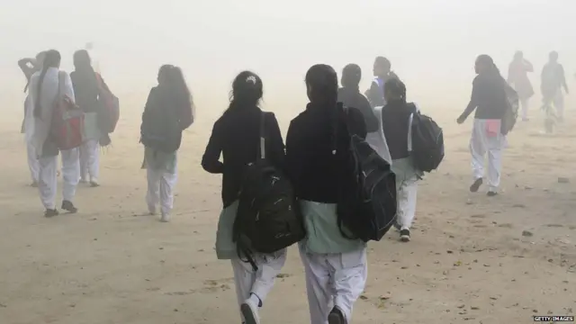 स्टॉकिंग, रेप, आत्महत्या