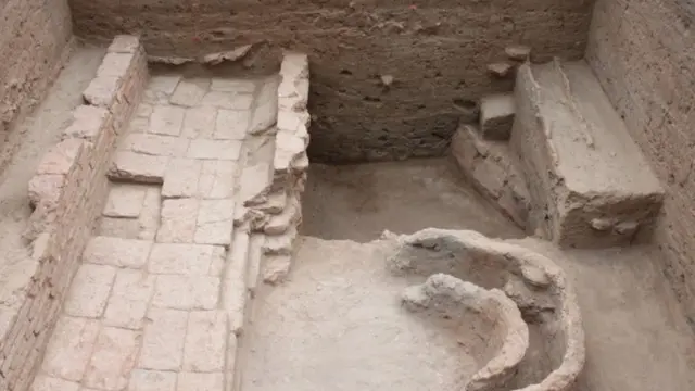 கீழடி அகழாய்வு