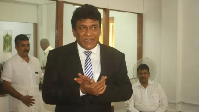 மனோ கணேசன்