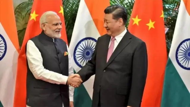 ભારતના વડા પ્રધાન નરેન્દ્ર મોદી અને ચીનના રાષ્ટ્રપતિ શી જિનપિંગ