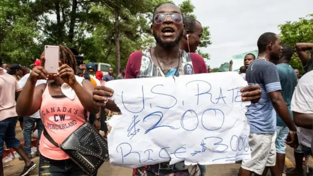 Abigaragambya kubera ibura ry'amafaranga muri Liberia