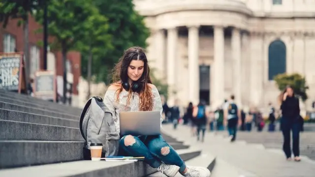 પ્રતીકાત્મક તસવીર