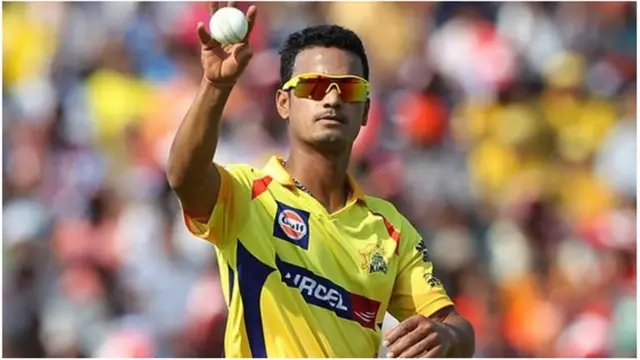 बैंग्लोर के स्पिनर पवन नेगी