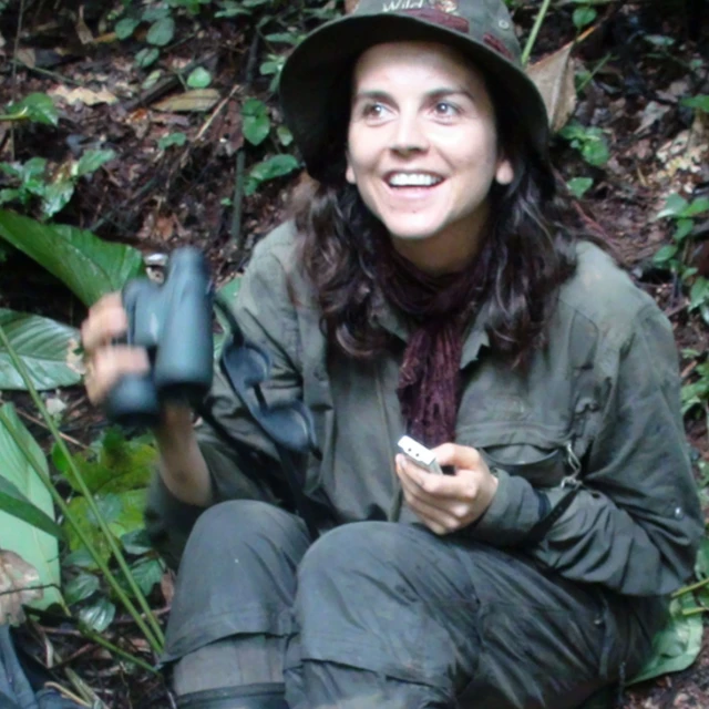 Isabel Behncke en el terreno.