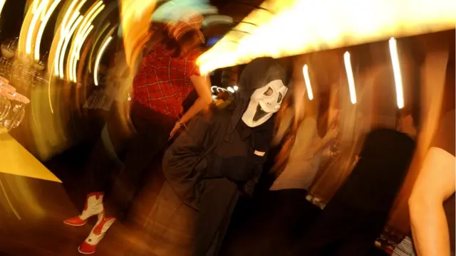 празднование Хэллоуина