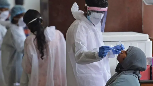 လူဦးရေ များများ ထိုးနိုင်သမျှ ထိုးပေးဖို့လို