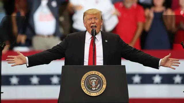 வசைபாடும் டிரம்ப்