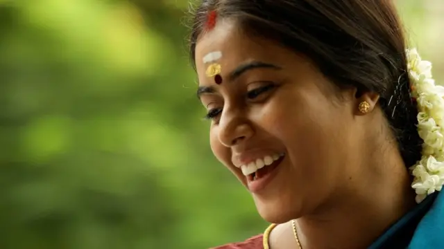 சினிமா விமர்சனம்: சவரக்கத்தி