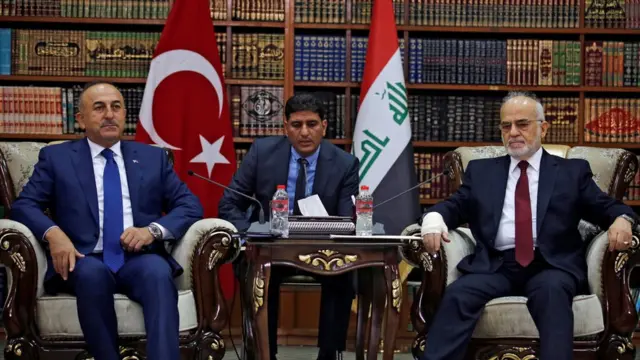 سبق أن التقى وزيرا الخارجية العراقي والتركي في بغداد أواخر الشهر الماضي