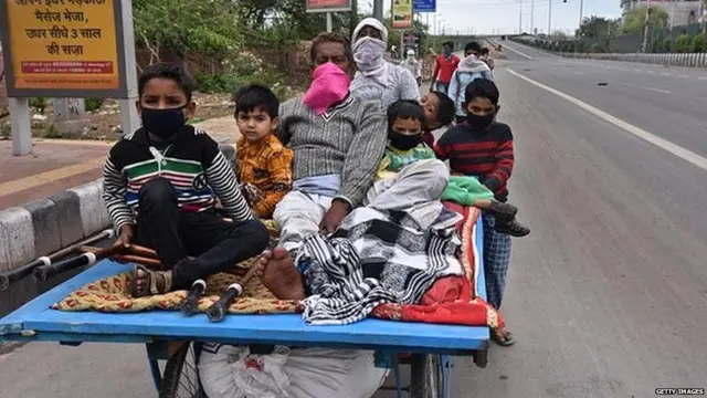 प्रवासी मज़दूर