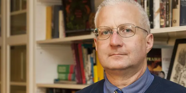 Polov brat blizanac Dejvid Velan