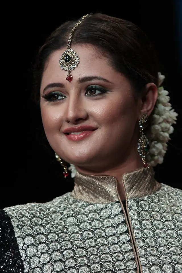 रश्मि देसाई