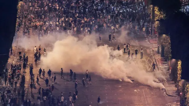 Беспорядки в Париже