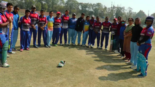 कश्मीरी महिला क्रिकेटर्स