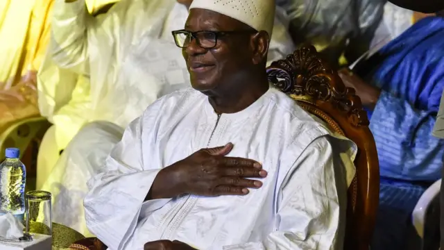 Ààrẹ ọmọ ọdún 73 ń wá ọdún márùn-ún síi