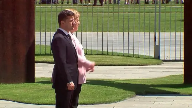 Angela Merkel (right) and Ukraine's Volodymyr Zelensky