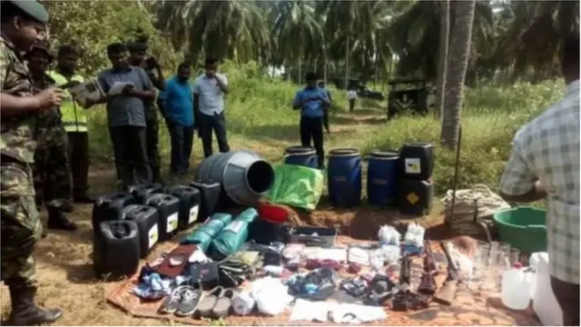 તપાસમાં મળેલા વિસ્ફોટકો