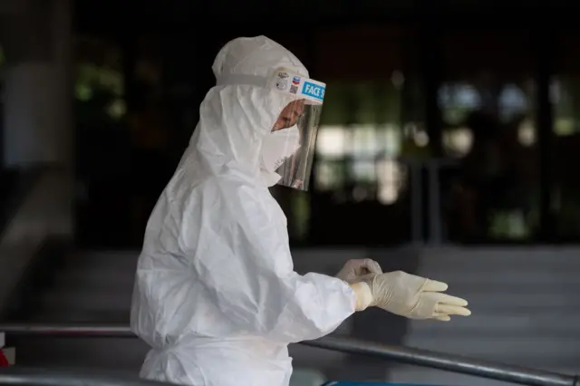 เจ้าหน้าที่สาธารณสุข