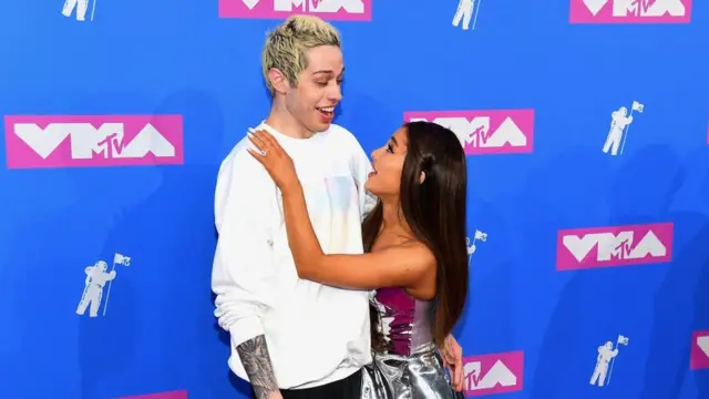 Ariana Grande dan Pete Davidson