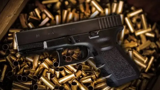 کراچی، پولیس، اسلحہ