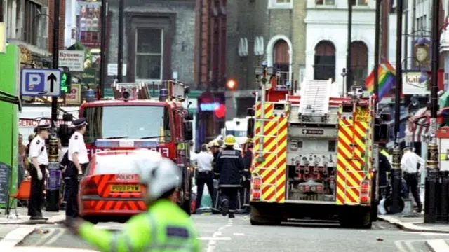 Atentado en el pub Admiral