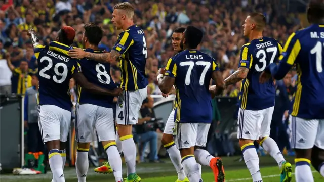 Fenerhahçe Feyenoord maçı