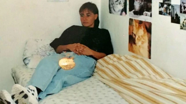 Marta Álvarez en la cárcel en Bogotá, 1998.