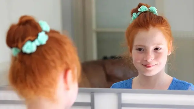 Две пары мышц, прикрепленных к вискам, помогают нам улыбаться