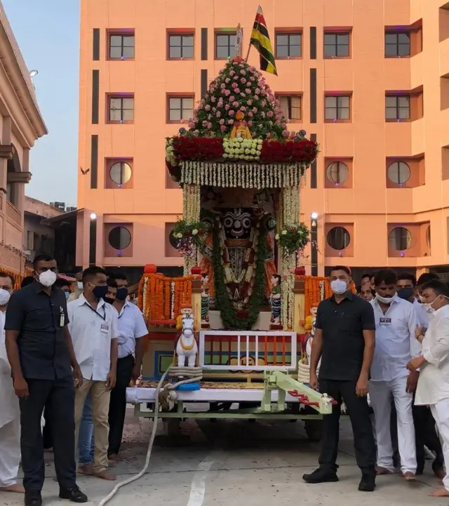 જગન્નાથમંદિરની અંદરની તસવીર