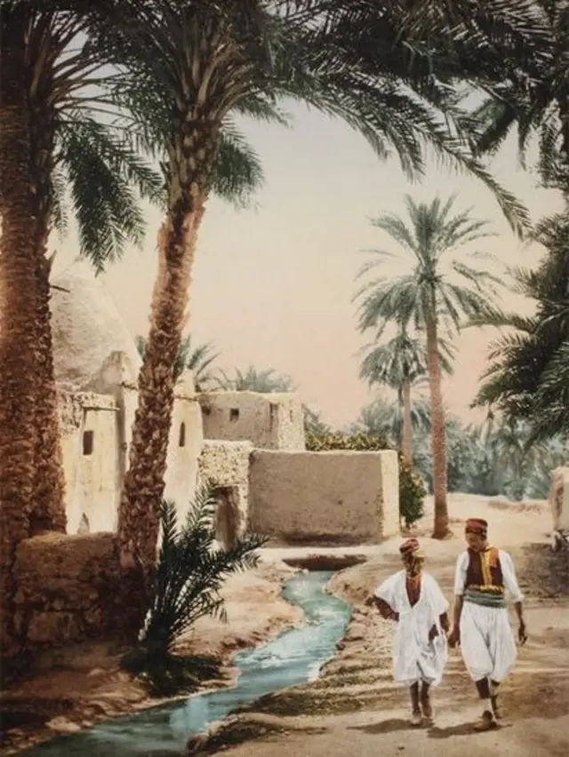 Biskra, Argelia, alrededor de 1900. Swiss Camera Museum Collections