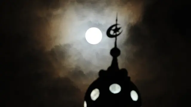 #‏تأخير_صلاة_العشاء_ساعتين