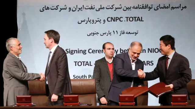 مراسم امضای موافقتنامه اصولی فاز ۱۱ طرح توسعه میدان گازی پارس جنوبی