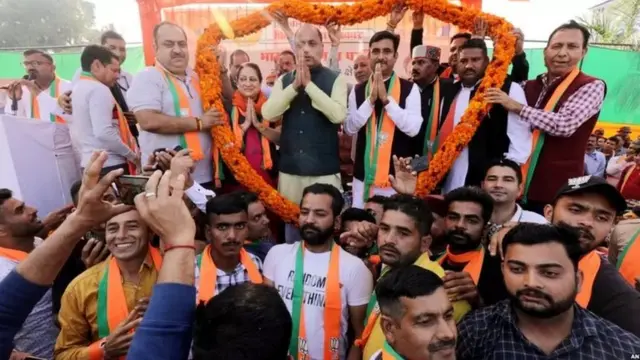 బీజేపీ కార్యకర్తలు