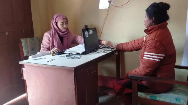 अहिले देशैभर फोटो सहितको मतदाता नामावली सङ्कलन भइरहेको छ