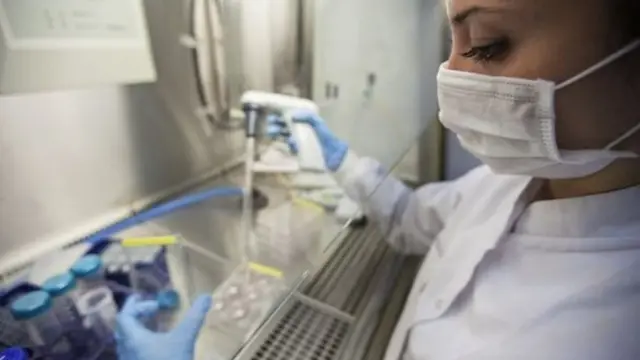 Бритни Спирс порно фотосуреттері Heads and Tails Абу-Даби эфирге шықпады