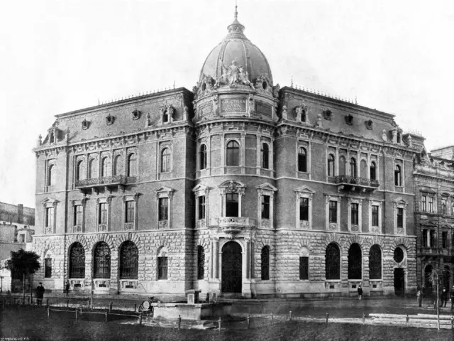 Галицкая сберегательная касса во Львове