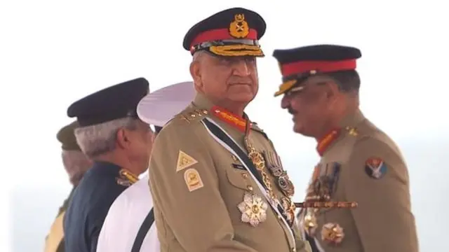 पाक सेना प्रमुख