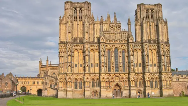 Уэллский собор