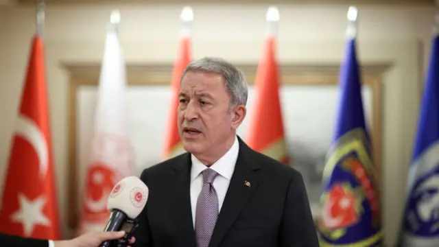 Hulusi Akar