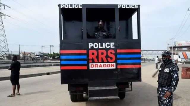 carro policia
